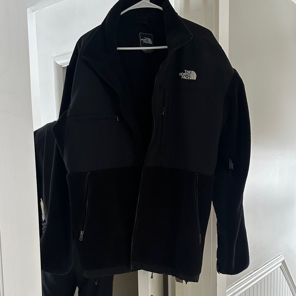 The North Face Other - The North Face Black Full-Zip Jacket